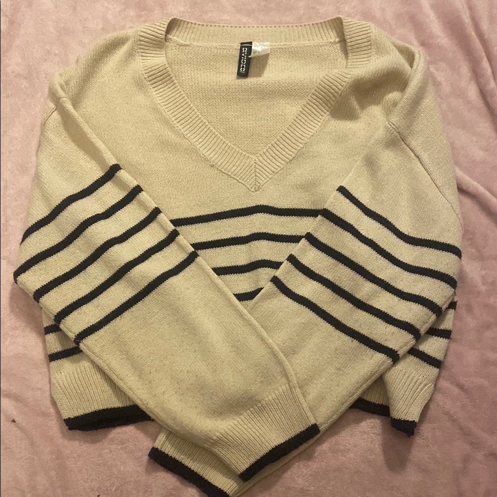 Divided Cream and Black Striped Women's Sweater Size M